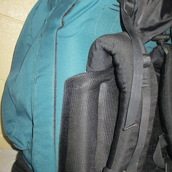 X-Large KELTY Travel Backpack Duffle Bag Excellent Condition Turquoise & Black - Picture 13 of 16